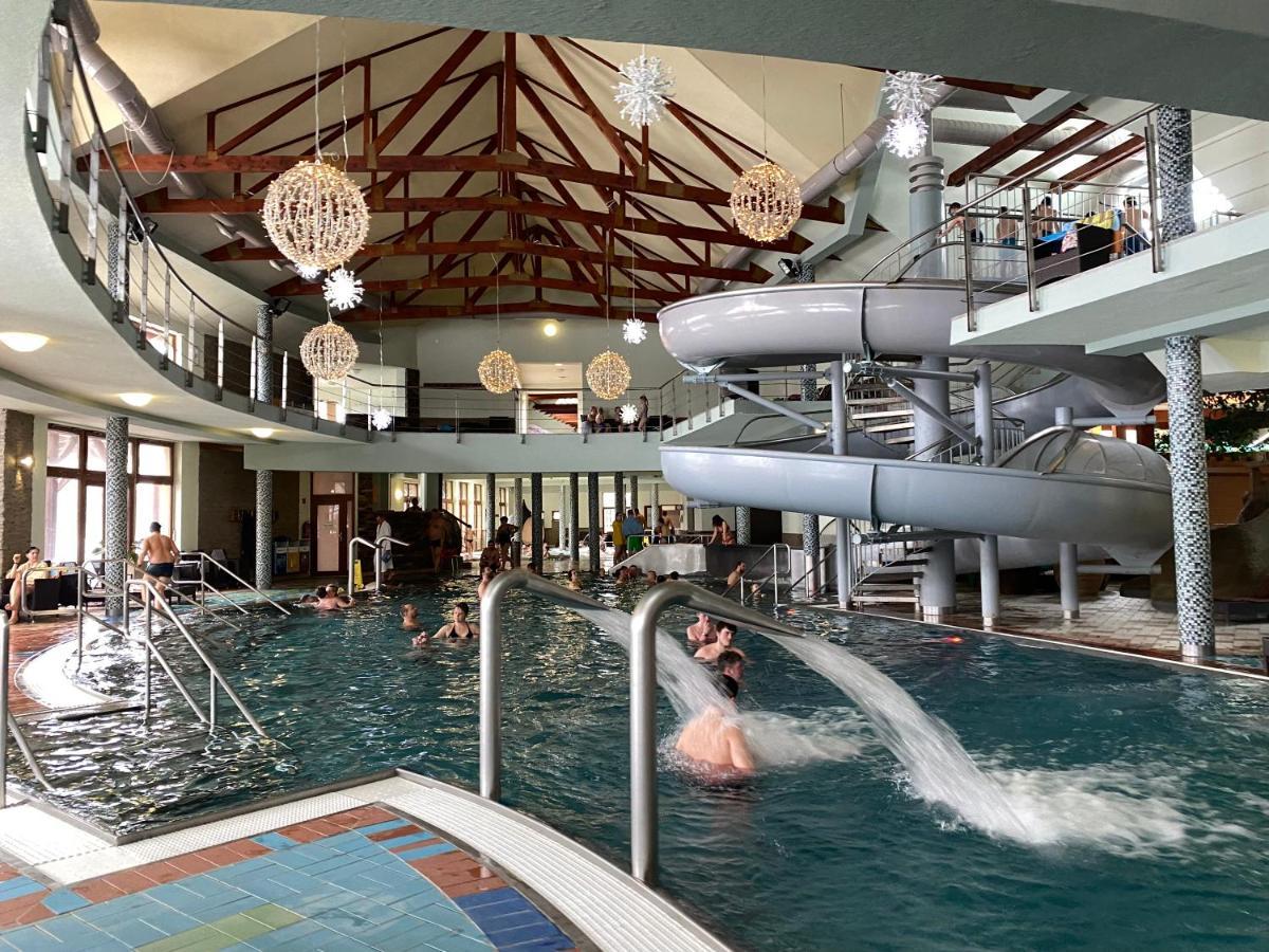 Apartment Family Besenova - Free Swimming Pool Exteriör bild