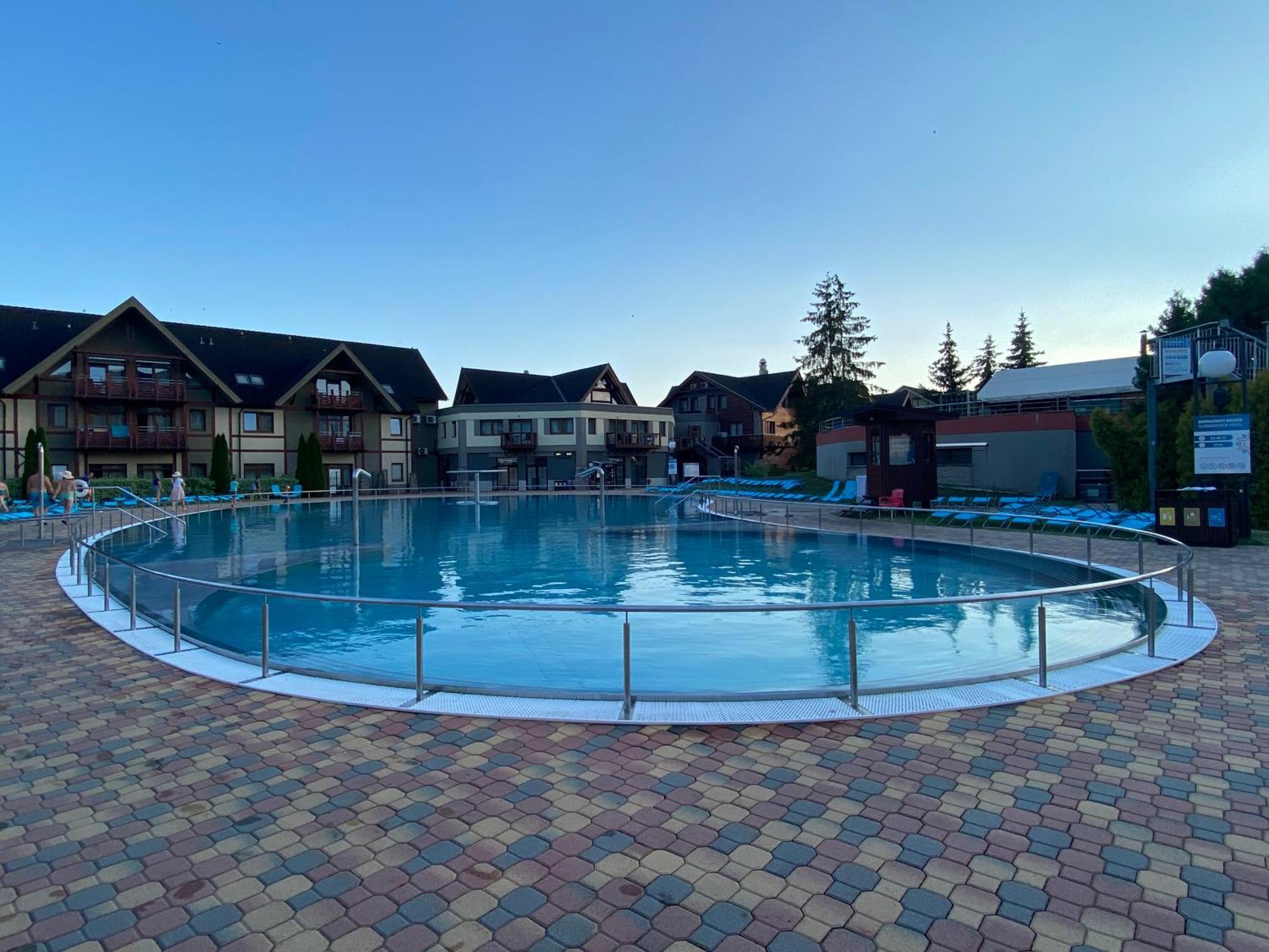 Apartment Family Besenova - Free Swimming Pool Exteriör bild